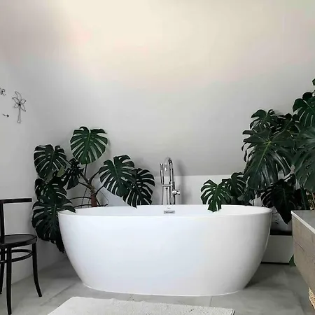 Your Cosy Getaway Halfway Between And Forest Lejlighed *