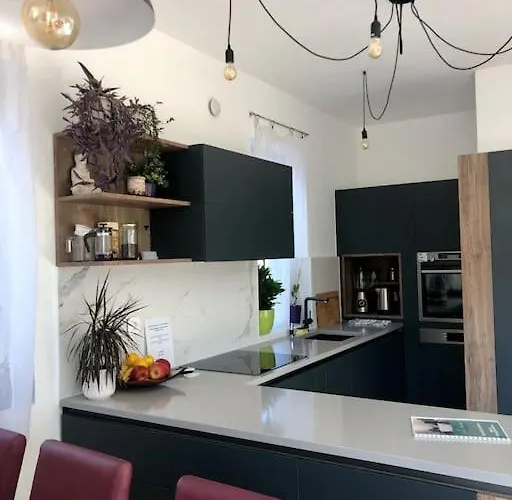 דירה Your Cosy Getaway Halfway Between And Forest *