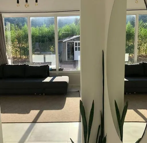 דירה Your Cosy Getaway Halfway Between And Forest פוניארצוושהג'